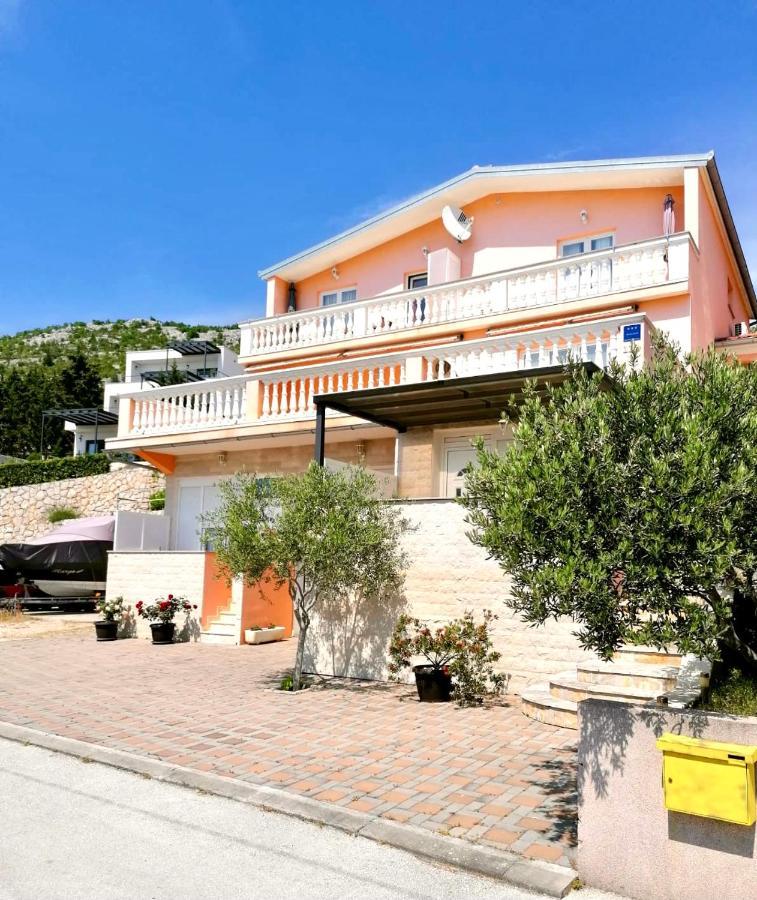 Apartments Maris Starigrad Paklenica Esterno foto