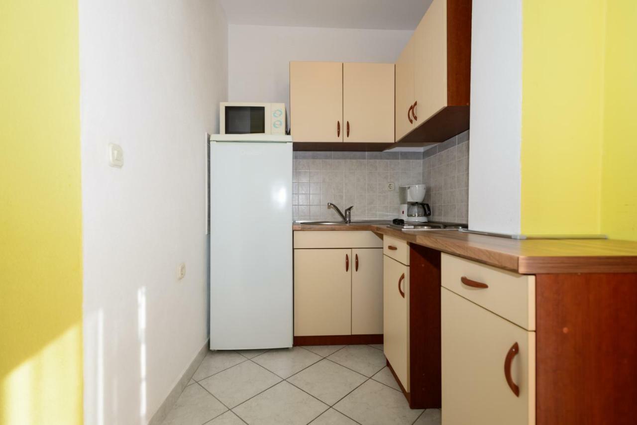 Apartments Maris Starigrad Paklenica Esterno foto