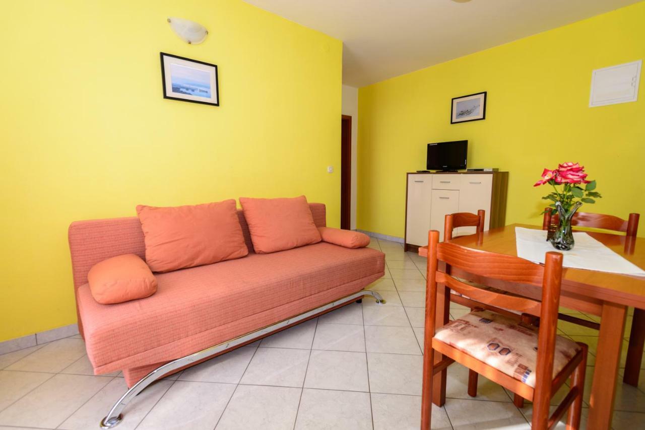 Apartments Maris Starigrad Paklenica Esterno foto