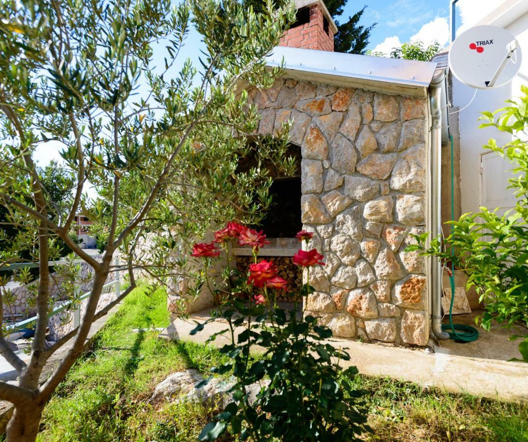 Apartments Maris Starigrad Paklenica Esterno foto